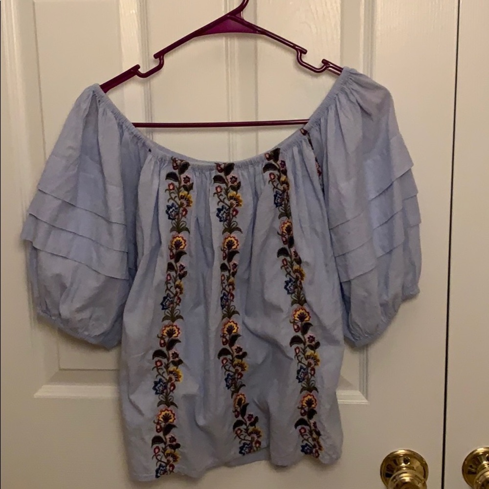 American Eagle Embroidered Baby Blue Top